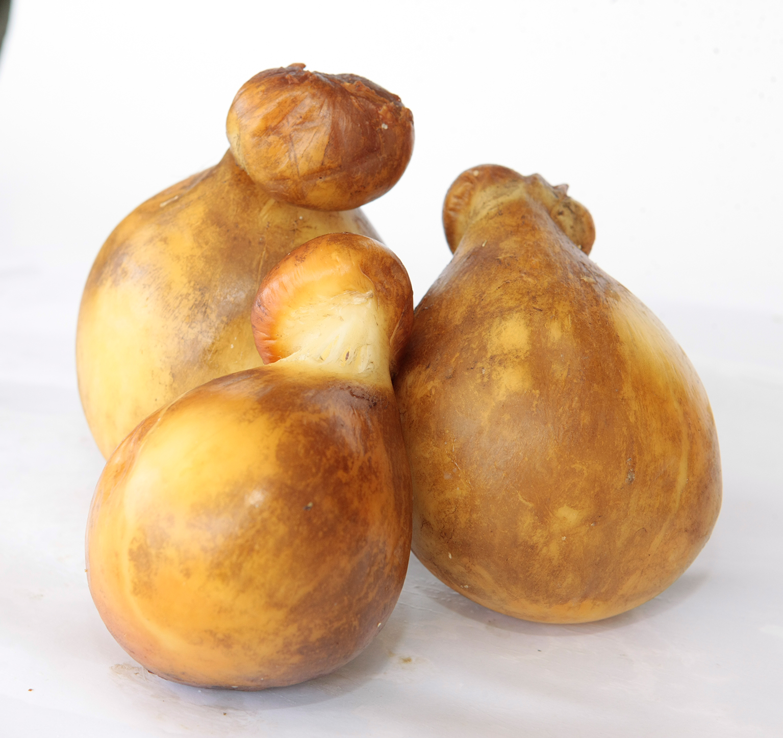 CACIOCAVALLOAFFUMICATO (800g-1000g) 9.50€ AL KG